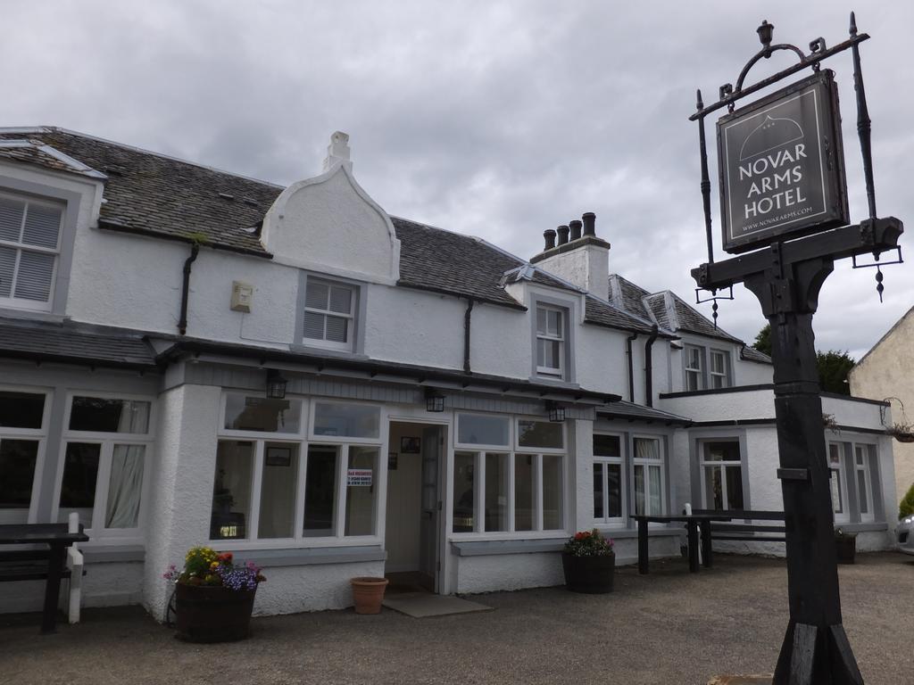 Novar Arms Hotel